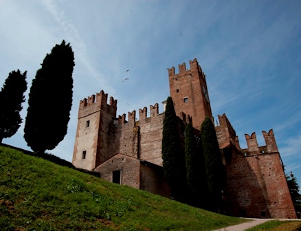 Castello di Villafranca