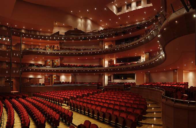 Teatro Nuovo Giovanni da Udine